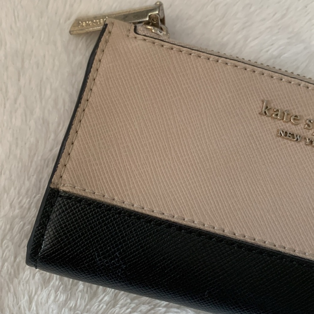 Kate Spade Wallet - Picture 3 of 15